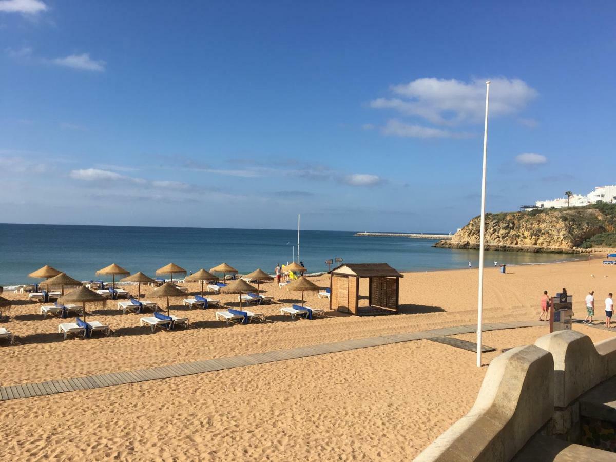 Cosy And Sweet Apartment In Albufeira Luaran gambar